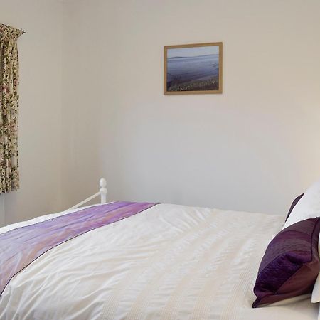 Vila Sea Breeze The Mumbles Exteriér fotografie